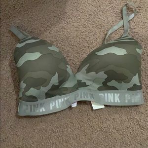 VS Pink wireless 34DD bra